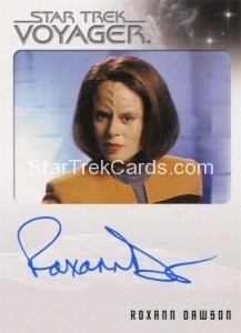 Star Trek Voyager Heroes Villains Autograph Roxann Dawson Front